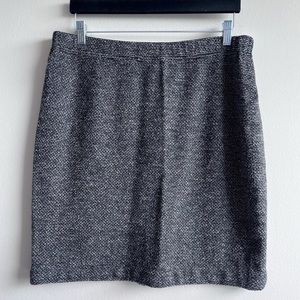 St. John Collection - Black & White pattern skirt